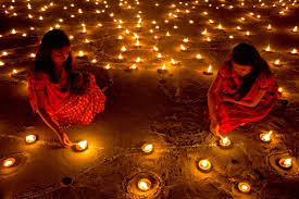 4 de Noviembre: Fiesta hindú del Diwali. “Festival de las luces”